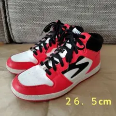 ハイカットスニーカー 26