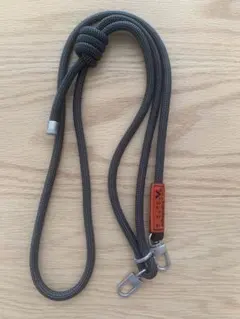 美品　topologie トポロジーストラップ