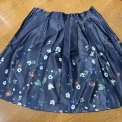 H&M フラワープリント フレアスカート