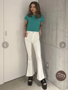 【新品タグ付き】GYDA ジェイダ ハイウエスト 2ライン フレアカラーパンツ