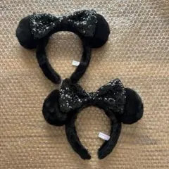 最終　ディズニー　カチューシャ　2個　スパンコール　リボン　ファー　ブラック　黒