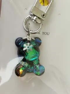 クマ型レジンチャーム