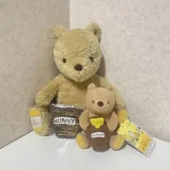 【 ディズニー 】 おひさまマーケット ぬいぐるみM＆マスコットセット プーさん