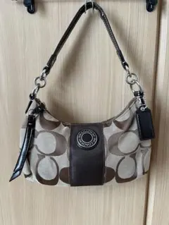 COACH シグネチャー ショルダーバッグ （ブラウン）