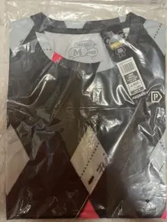 卓球パンダーニ新作ユニフォーム値下げ不可