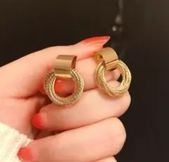 144ゴールド七連フープピアス 高見え　ステンレス　韓国　シンプル