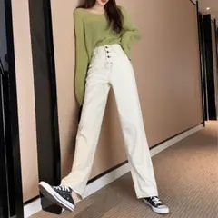 ハイウエストジーンズ　ワイドストレートパンツ　ホワイト