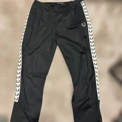 FRED PERRY トラックパンツ ジョガーパンツ