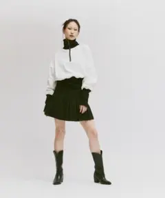 フェケテ　バイカラーハーフジップスウェット