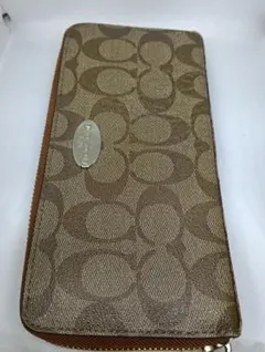 COACH コーチ シグネチャー柄 ラウンドファスナー 長財布 ブラウン