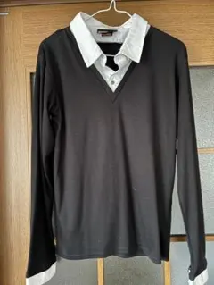 メンズ　黒の襟付きデザインカットソー