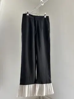 ZARA ブラックスラックス　プリーツ裾