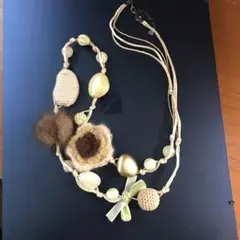 カジュアル フラワーデザイン ネックレス