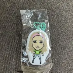 【新品】キーホルダー 平成 レトロ ギャル E-girls YURINO
