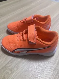 １７センチ PUMA サッカー トレーニングシューズ ジュニア プーマのサムネイル