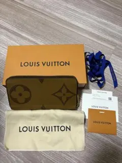 ルイヴィトン ジッピーウォレット 長財布 モノグラム ジャイアントリバース