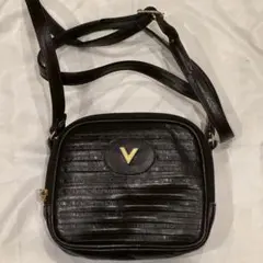 VALENTINOブラックレザーショルダーバッグ