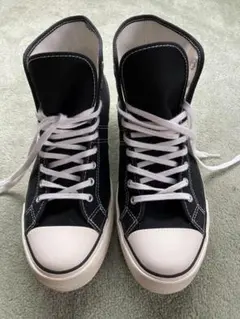 CONVERSE LUCKY STAR