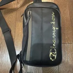 Champion ブラック ショルダーバッグ