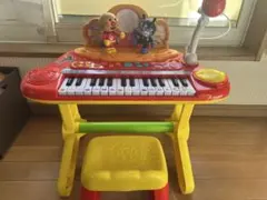 アンパンマン 電子ピアノ キャラクター付き