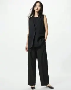 UNIQLO　タックワイドパンツ