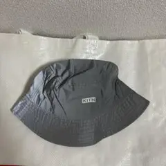 KITH シルバーバケットハット