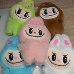 ラブブ　ストラップ　キーホルダー