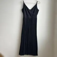 GU ブラック キャミワンピース Sサイズ