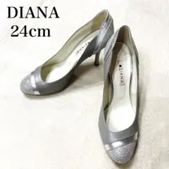 【美品】DIANAダイアナ　シルバーラウンドトゥ　グリッター付きハイヒール