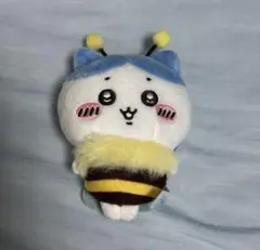 ちいかわ セブンイレブン ハチさんマスコット ぬいぐるみ ハチワレ