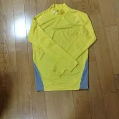 Under Armour モックネック 長袖 コンプレッションシャツのサムネイル