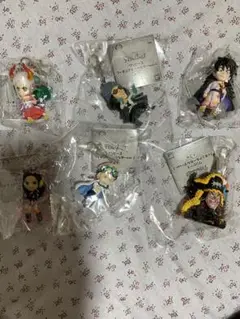 ワンピースフィギュアキーホルダー　6種セット