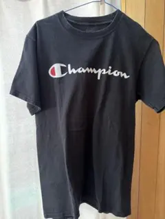 Champion ブラック Tシャツ ロゴ入り