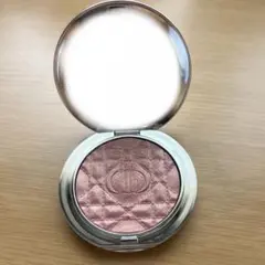 d*a様 Dior スキン フォーエヴァー グロウ ルミナイザー 04 ピンクス