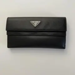 PRADA サフィアーノレザー ブラック長財布