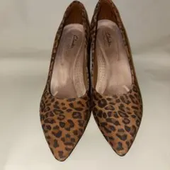 Clarks Collection パンプス レオパード柄　クラークスのサムネイル