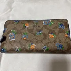 Coach 花柄 長財布 ブラウン系