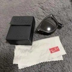 RayBan レイバン　サングラス／折りたたみ式サングラス　ブラウン
