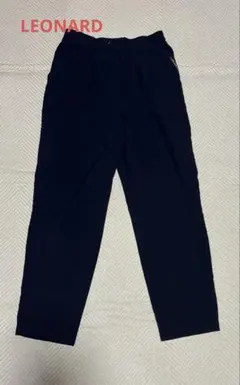 ま*ん様 LEONARD SPORT レオナール ゴルフパンツ M 濃紺 レインのサムネイル