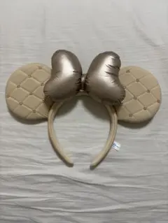 ディズニー　カチューシャ　キルティング　ミニー　白