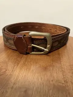 ブラウンレザー ベルト ステッチ装飾