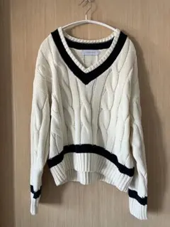 SUGAR ROSE ケーブル編み Vネックセーター