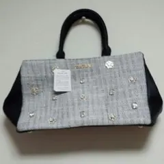 新品未使用ビジューバッグ
RadyやDATURAやイングやセシルデュラス好きな方