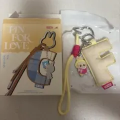 ポップマート ラブブ PIN FOR LOVE アルファベット チャーム
