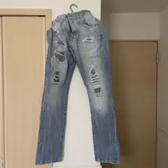 ダメージ加工ストレートジーンズライトブルー