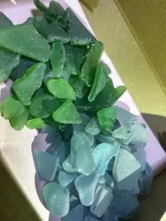 シーグラス 緑色 青色 不規則形