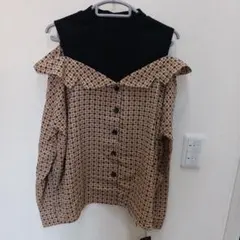 オフショルダーシャツ　L