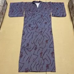 着物　グレー地柄