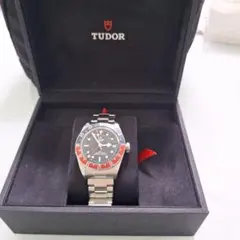 TUDOR Black Bay GMT 自動巻き腕時計のサムネイル