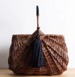 ペールジュート　palejuto 　かごバッグ タッセル付き　スモールサイズ ペールジュート palejuto かごバッグ タッセル付き スモール